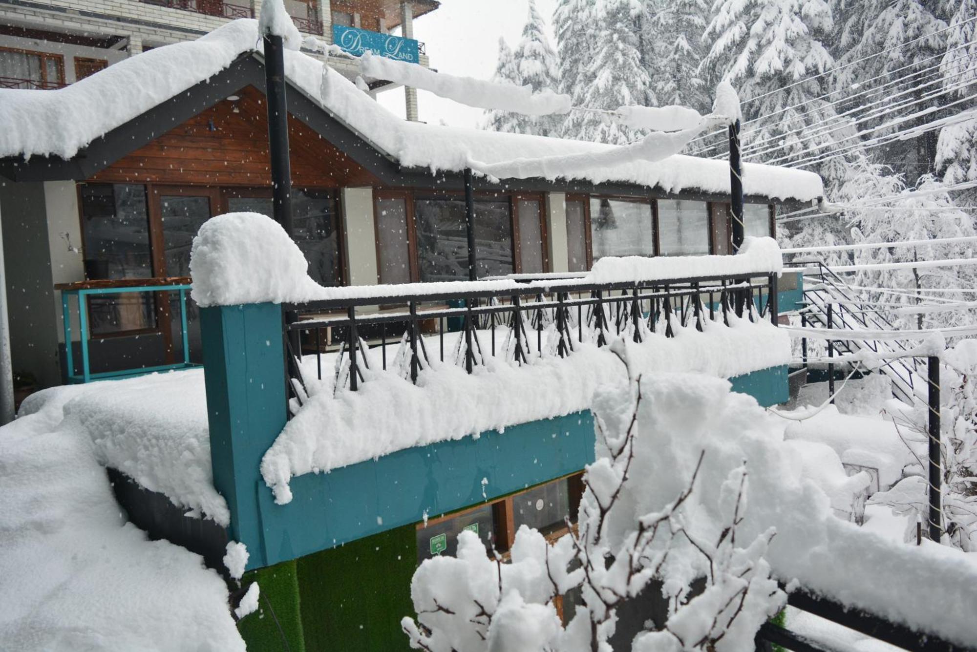 The Neelgiris Hotel Manāli Exterior foto